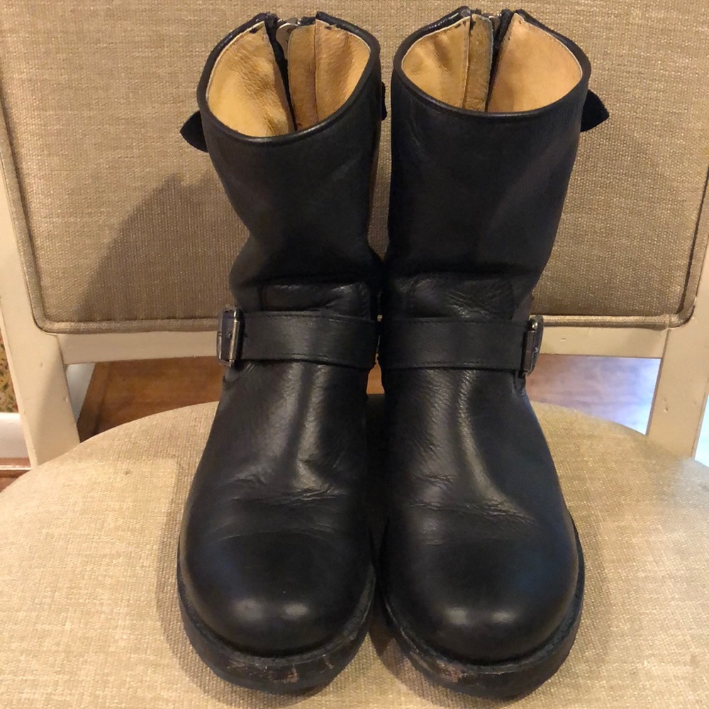 Frye Boots Veronica Black Leather Motorcycle 8 1/2 EUC 76603